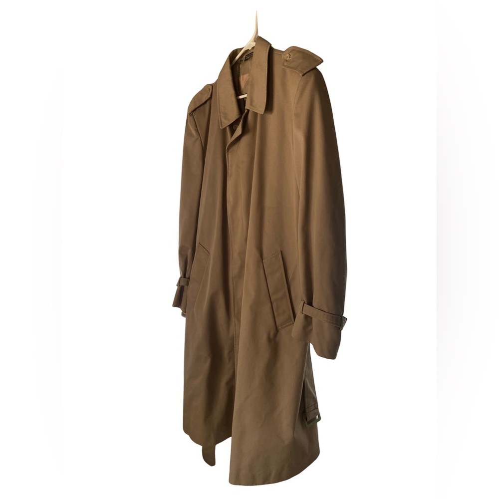 Vintage Henley light khaki coloured Trench Coat